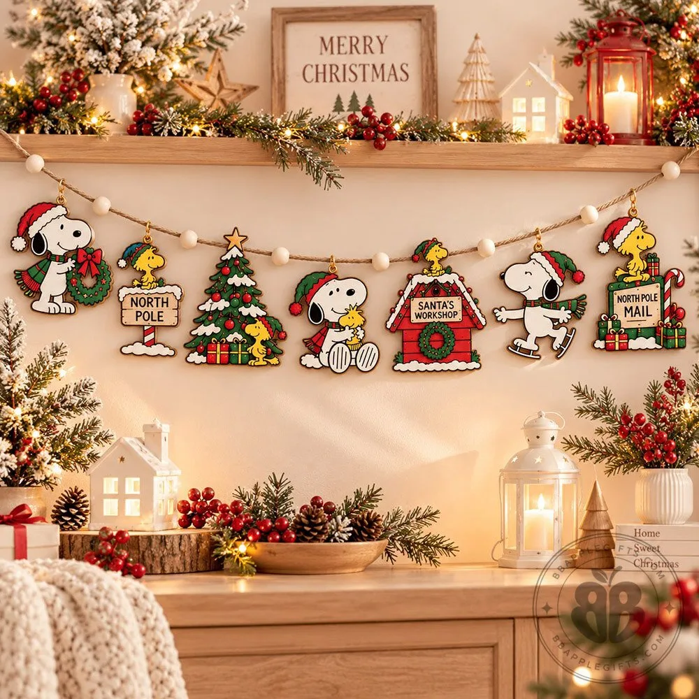 Snoopy Woodstock North Pole Christmas Wooden Garland | Home Decor